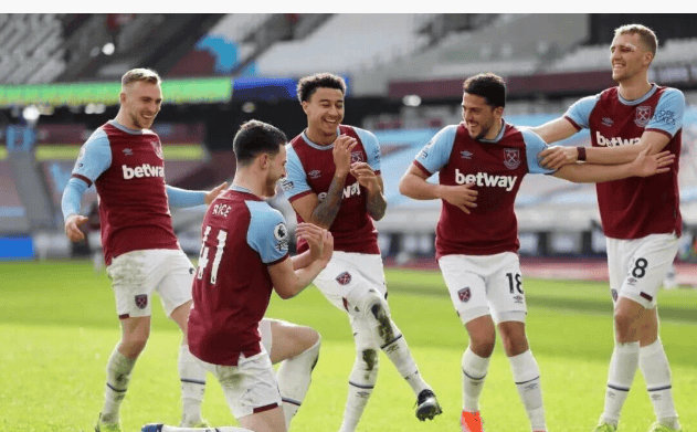 田中将大在季后赛展现极其冷静的配球，被纽约媒体赞为“大场面投手”